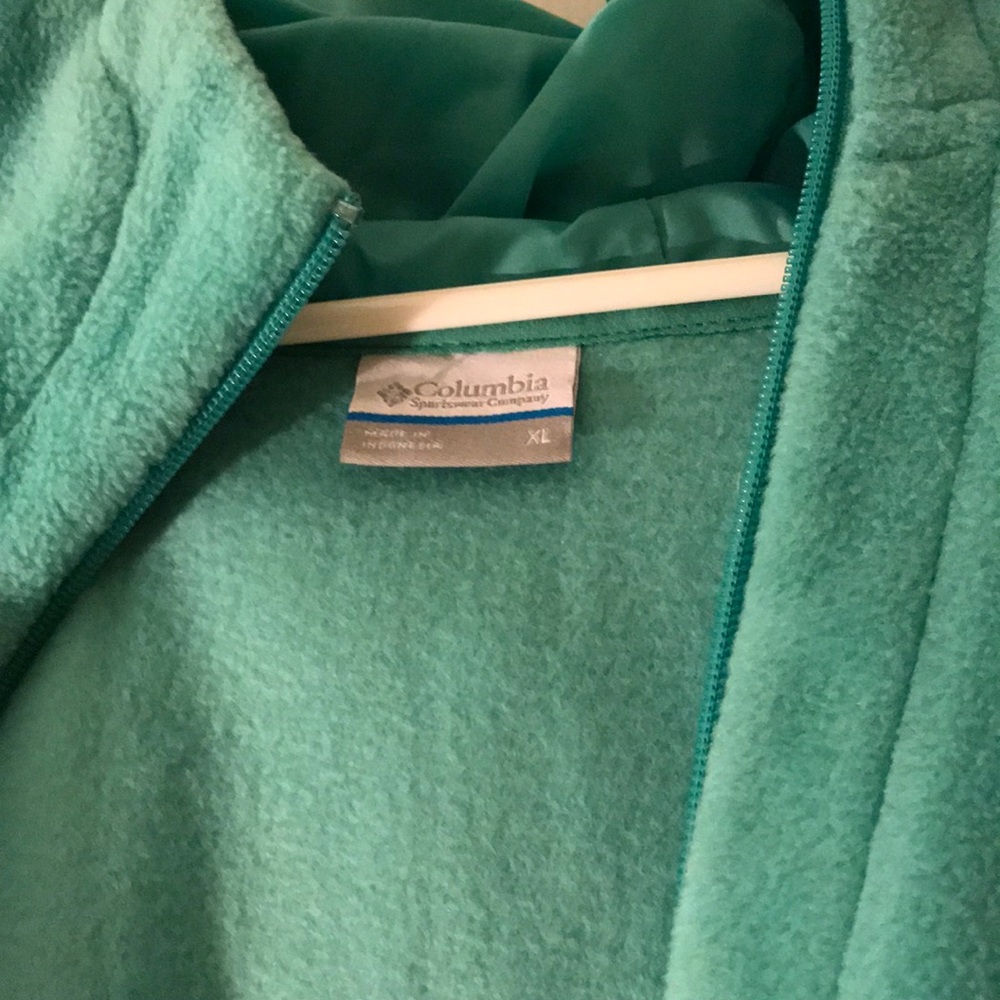 Columbia jacket - Picture 2 of 2